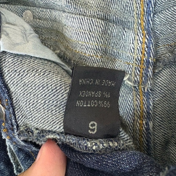 Vintage Y2K Upcycled Peacock Red Lace Cropped Cuff Jeans - Picture 7 of 8